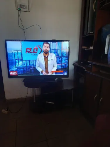 Vende uma tv 42 polegadas