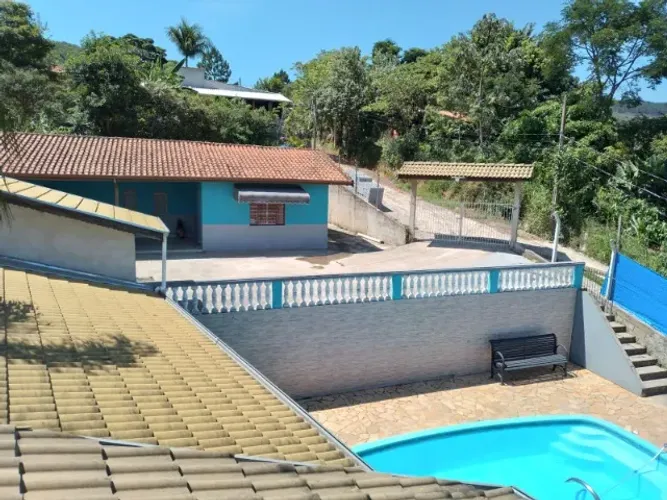 Chácara com Piscina Bairro do Mursa