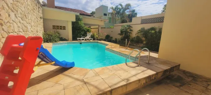 Casa com 4 Quartos à venda, 250 m² por R$ 2.500.000 - Vila Valqueire - Rio de Janeiro/RJ