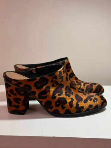 mule arezzo animal print onça salto bloco nova - tam 36