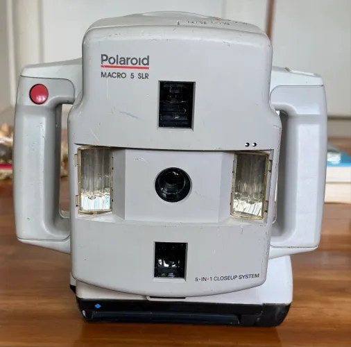 Câmera Polaroid Macro 5 SLR