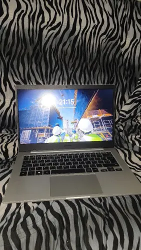 Notebook Galaxy book go