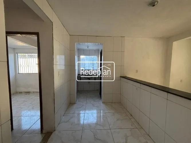 Casa para Aluguel -2 quartos no Bairro Voldac - Volta Redonda