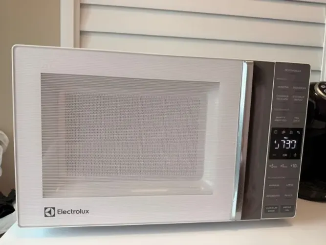 Microondas Electrolux Funcionando perfeitamente