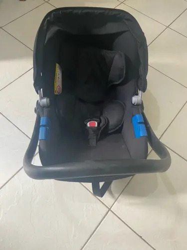 carrinho de bebê Burigotto Convert e Bebê Conforto Burigotto Touring X