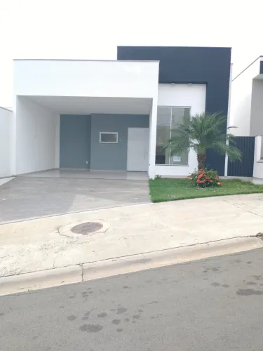 Alugo casa condomínio Villagio Milano 