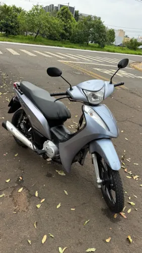 Biz ES 125 2015