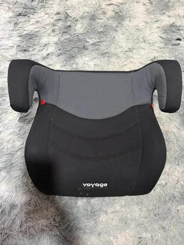 Assento veicular infantil