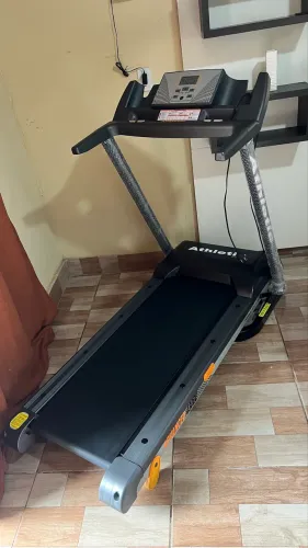 Esteira Athletic ADVANCED 430EE apenas R$ 1.800
