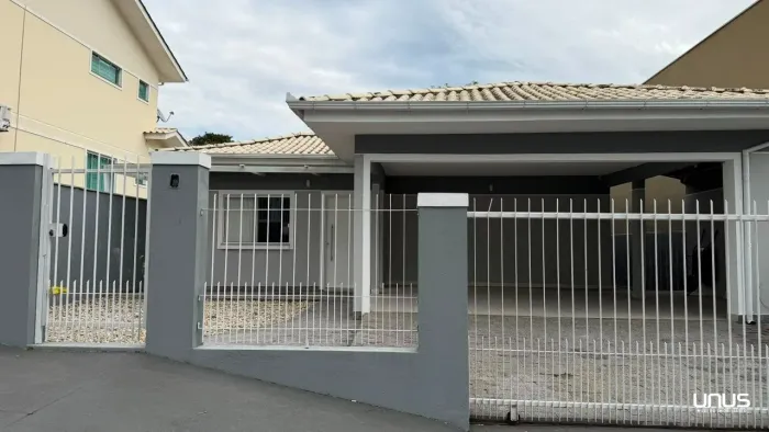 Casa à venda em Forquilhinha, São José