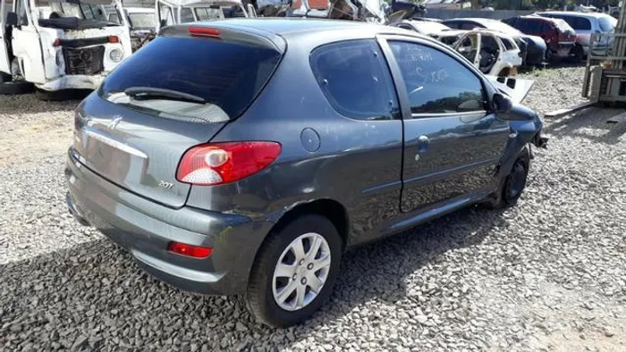 Semi-eixo esquerdo Peugeot 207 11/12 Original