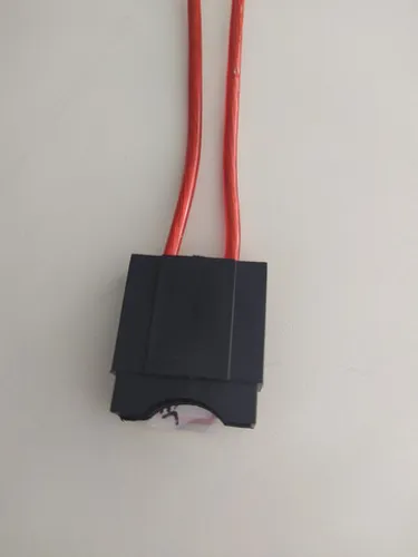 Porta fusível Max. Novo. R$ 30,00. Instalado. 