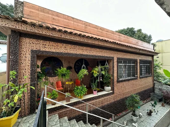 CASA,LOJA E KITNET A VENDA EM MURIQUI