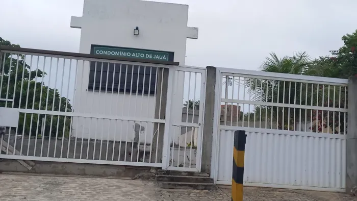 Terreno em condomínio fechado em Jauá com 1475m2. Ao lado do condomínio Albatroz.