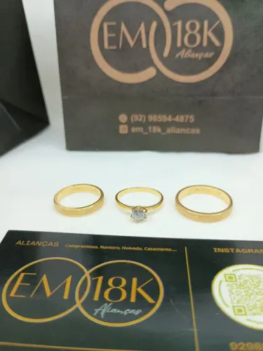 Trio em Prata banhado a Ouro - Par de Alianças com gravação incluso