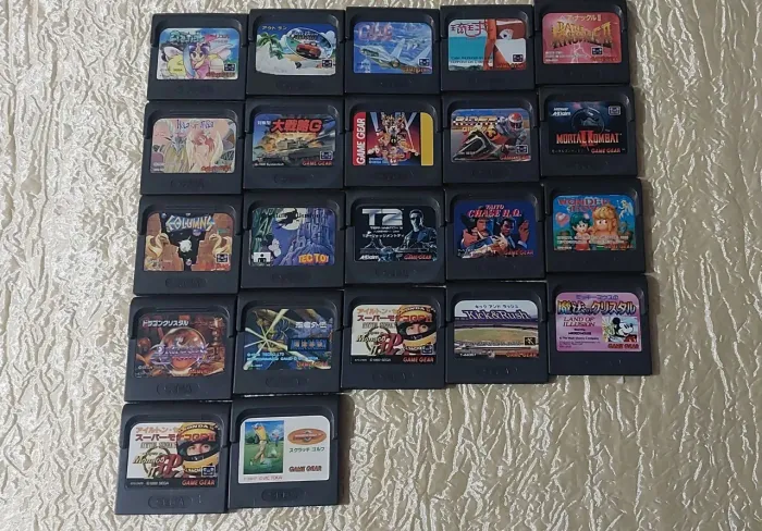 JOGOS DE GAME GEAR CADA 1 TEM UM VALOR 