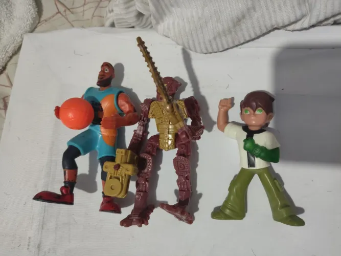 BONECOS MINIATURAS