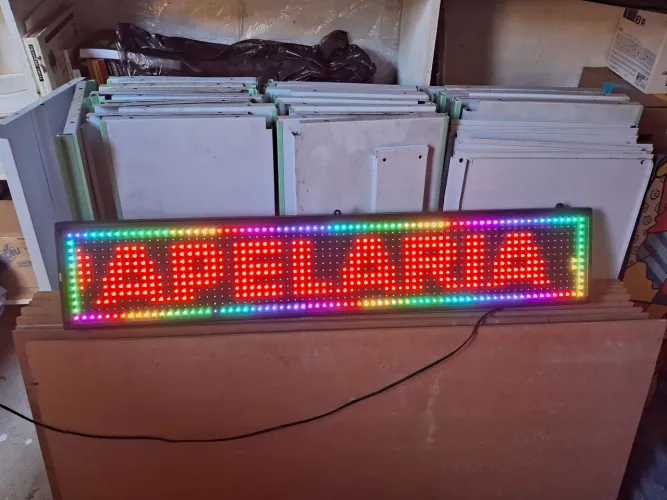 Painel LED para comercio