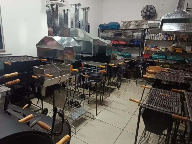 Churrasqueira a partir de R$ 95.00 DIVERSOS MODELOS
