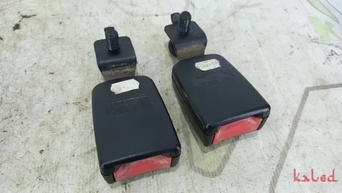 Par Engate Cinto Dianteiro Ford Escort Zetec 99