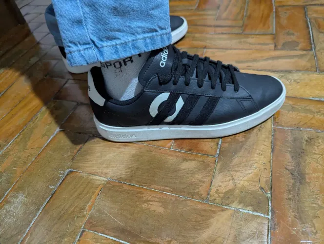 Tênis Adidas grand court 2.0 42