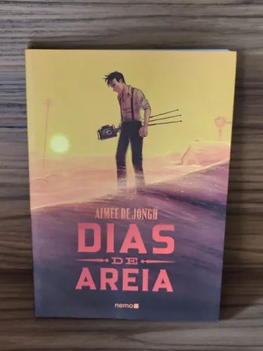 Dias de Areia (Aimée de Jong) Editora Nemo
