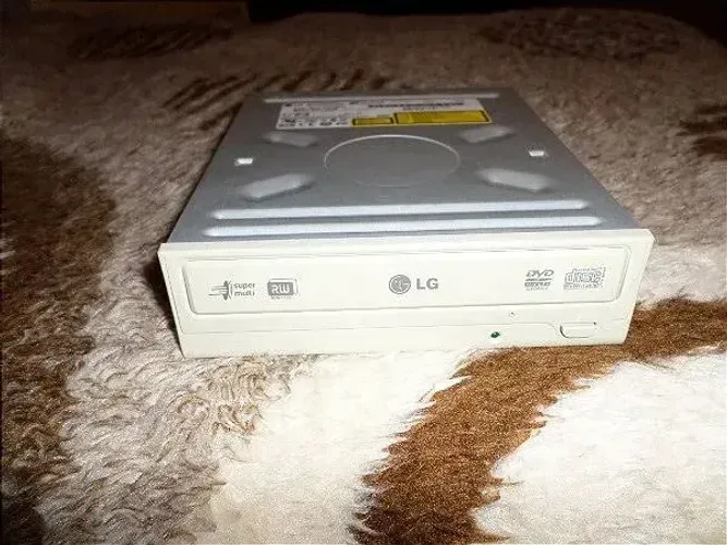 Drive gravador dvd computador desktop PC.