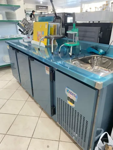NZ. Bancada Refrigerada Inox 2 metros com cuba Kofisa