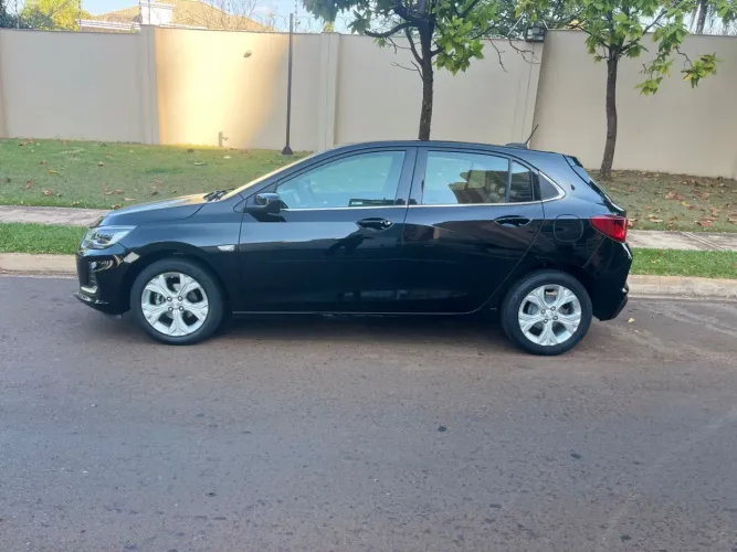 Chevrolet Onix Hatch Premier 1.0 12V TB Flex Aut. 4P 2021