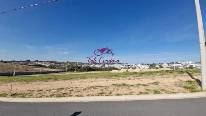 Terreno de 300m² no Condomínio Altos da Bela Vista em Indaiatuba-SP: sua oportunidade de i