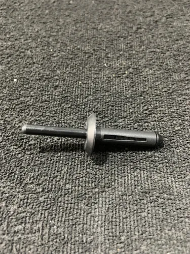 Rebite Guarnições M6 25x28 Fiat Freemont 2012-2016 K06500911
