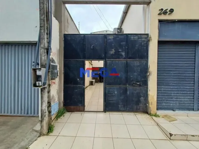 Galpão no bairro Jóquei Clube em Fortaleza, CE