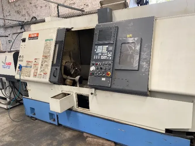 Centro de torneamento Mazak 200sy oportunidade