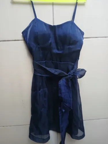 Vestido de festa curto tam.M (50,00)