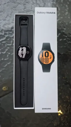 Smartwatch SAMSUNG Galaxy Watch 4