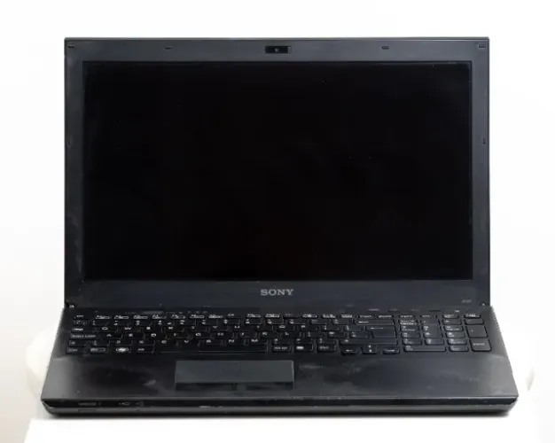 Notebook Sony Vaio VPCSE15FBB i7 (2ª Geração) - Não Liga (Para Peças/Conserto)