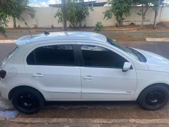 Volkswagen Gol Geração V 1.0 8V MI Total Flex Mec. 4P 2013