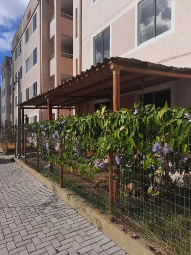 Caramanchao ( Pergolado) em eucalipto com cobertura em telha de pvc  colonial mt2 490,00