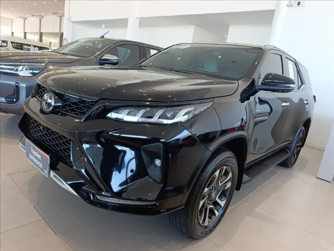 Toyota Hilux 4X2 2.8 Diesel 2024