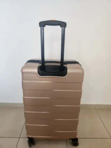 Aproveite!!! Promoção de mala de viajem grande.