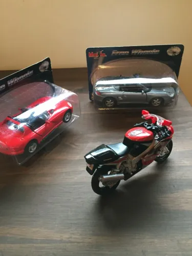 brinquedos miniaturas