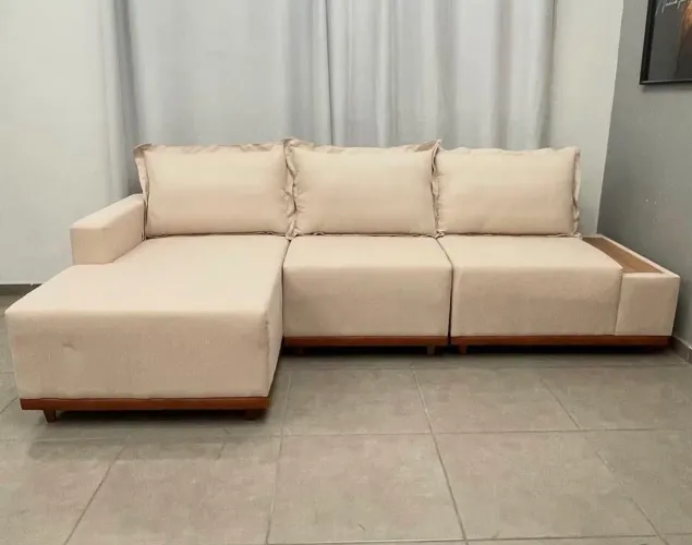 Sofá Living Suiça 6 Lugares com Chaise 288cm Tecido Linh
