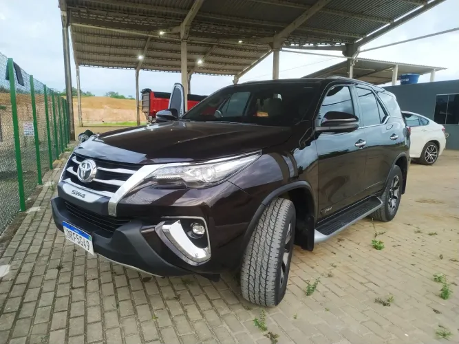 Toyota Hilux SW4 SRX Diamo. 4X4 2.8 TB DIE AUT 2019