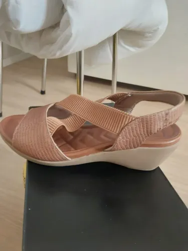 Vendo sanadalia couro Uzaflex