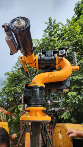 canhão monitor bombeiro elétrico com joystick câmera e controle remoto