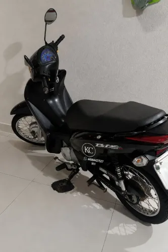 Vendo biz 125 ano 2011Es