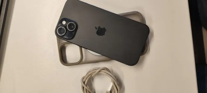 iPhone 15 