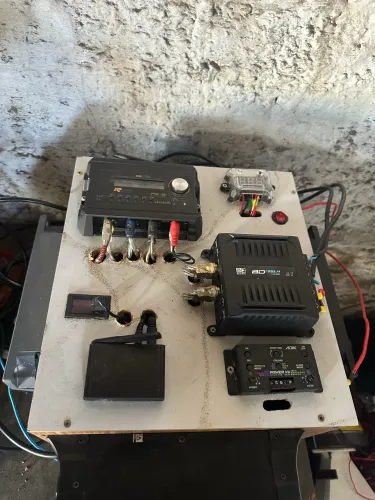 PEÇAS DE SOM AUTOMOTIVO 