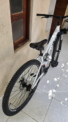 Bicicleta Absolute