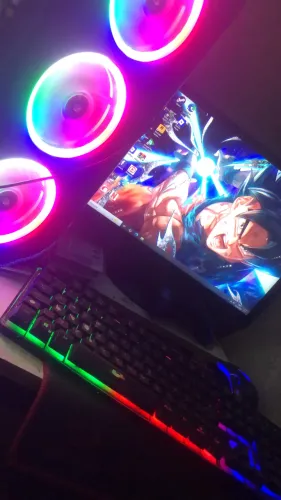 Computador em perfeito estado, pronto pra uso!